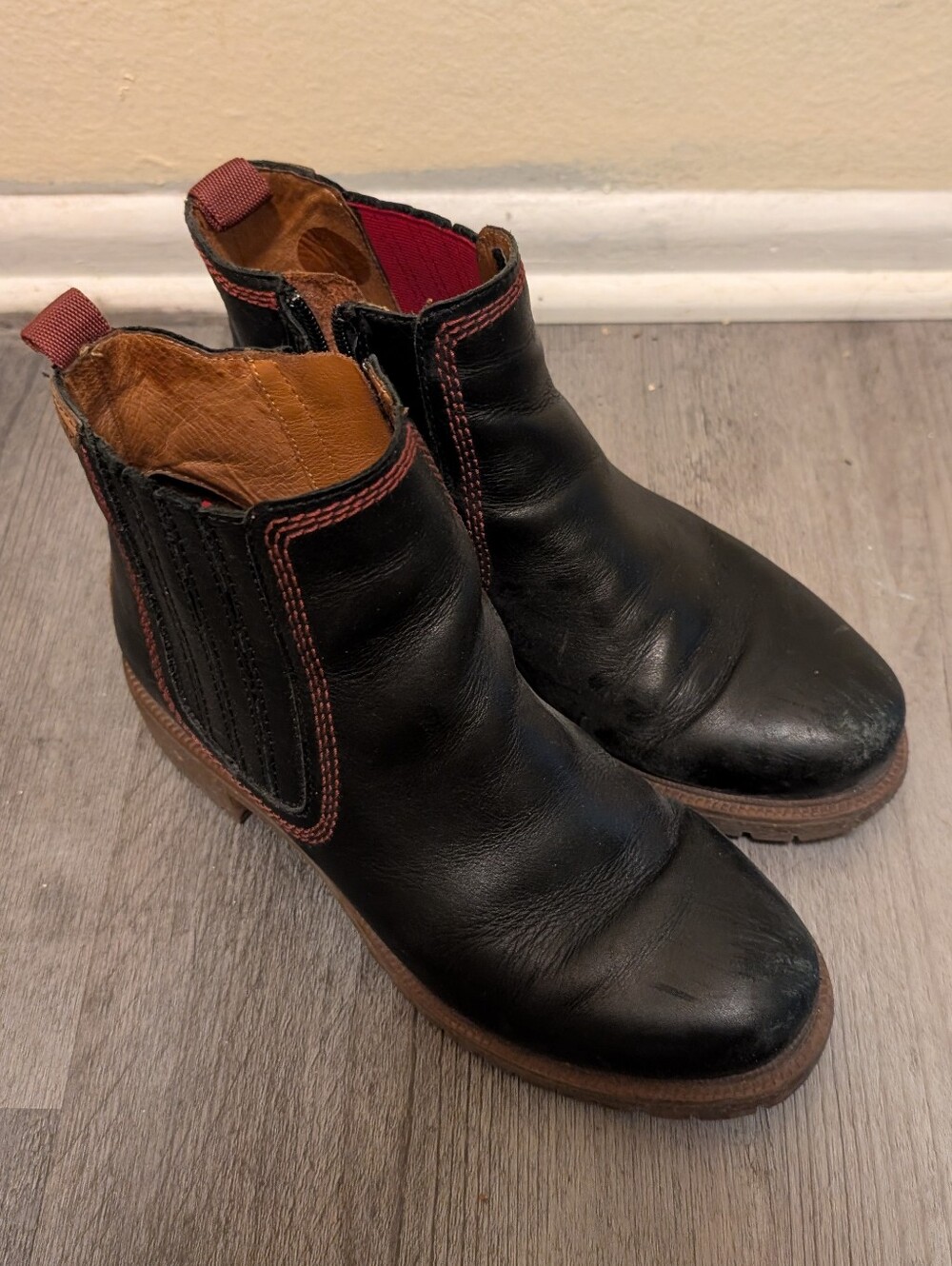 Pikolinos Black Leather Zipper Boots Sz 7.5